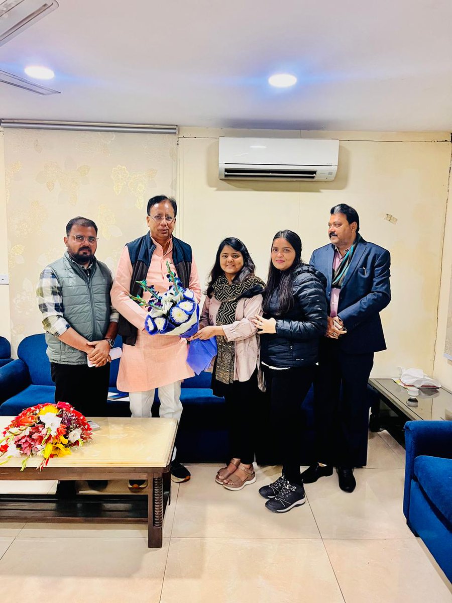"Met Hon'ble MP Dr. Sanjay Jaiswal on  in Delhi regarding the 2021 batch mercy attempt. Grateful for his support and working hard for a positive outcome. #MercyAttempt #MedicalStudents"
<a href="/MoHFW_INDIA/">Ministry of Health</a>
<a href="/AnupriyaSPatel/">Anupriya Patel</a> 
<a href="/JPNadda/">Jagat Prakash Nadda</a> 
<a href="/NMC_BHARAT/">National Medical Commission</a> 
<a href="/IMAIndiaOrg/">Indian Medical Association</a> 
<a href="/sanjayjaiswalMP/">Dr. Sanjay Jaiswal (Modi Ka Parivar)</a>