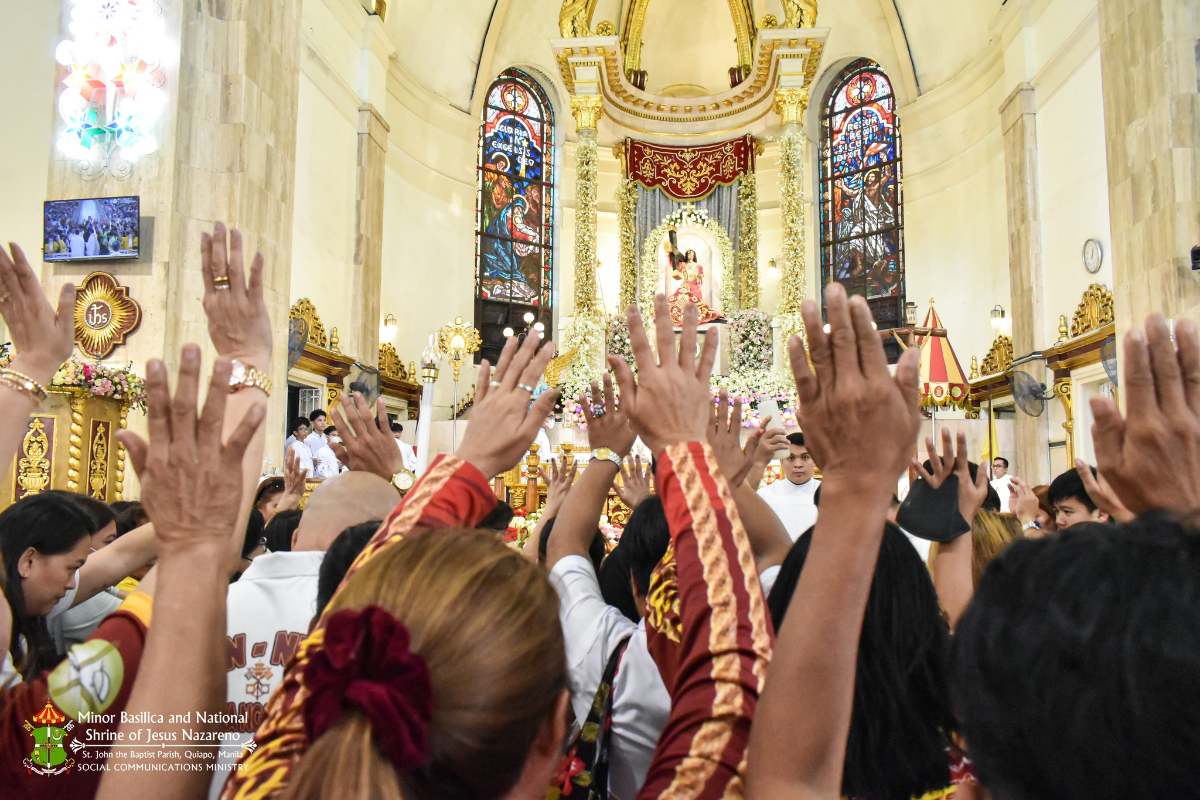IvanAtHome's tweet photo. It's so entertaining watching small sects in the Philippines try to flex their political power when we all know that there's only one church in this country that has successfully brought down governments.

The Catholic Church will not cooperate with attempts to distabilize the current administration. There will be no calls on Radio Veritas for millions to march on the streets, no nuns handing out flowers and biscuits, no round the clock rosaries at the EDSA Shrine. Without us, any attempt at revolution will be a flop.