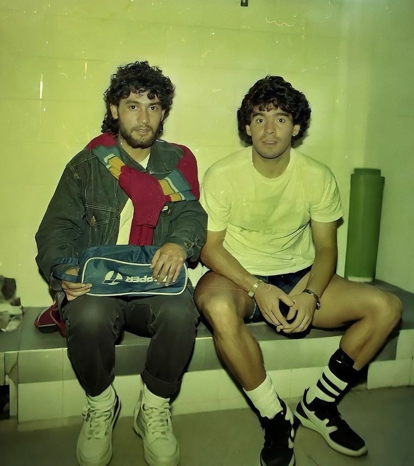 Matigsponer's tweet photo. @DiegoArchives El Diego y la Chacha ☠️💙 https://t.co/mRqgsFDWTy