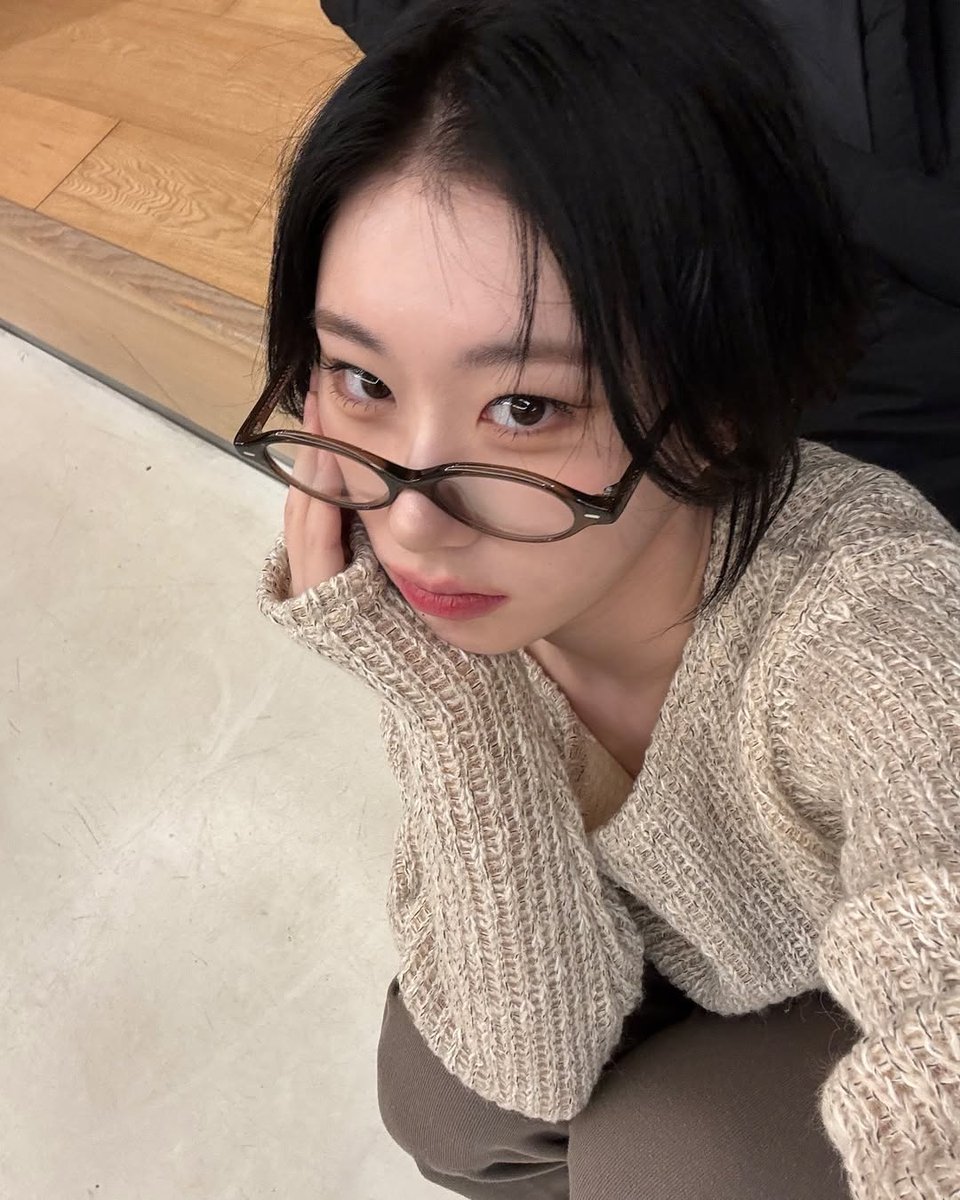 chaeryeong instagram update (chaerrry0)