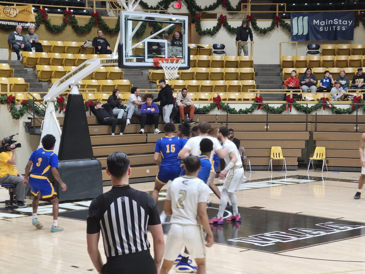 KRVN sports (@jaysonjorgensen) on Twitter photo Another tight win for the Lopers 69-67. Have now won 4 of 5!
<a href="/UNK_Athletics/">UNK Athletics</a>
<a href="/UNKearney/">University of Nebraska at Kearney</a>
<a href="/UNKMBB/">UNK Men's Basketball</a> Another tight win for the Lopers 69-67. Have now won 4 of 5!
<a href="/UNK_Athletics/">UNK Athletics</a>
<a href="/UNKearney/">University of Nebraska at Kearney</a>
<a href="/UNKMBB/">UNK Men's Basketball</a>