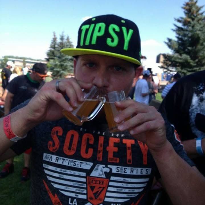 L E G E N D A R Y tweet media