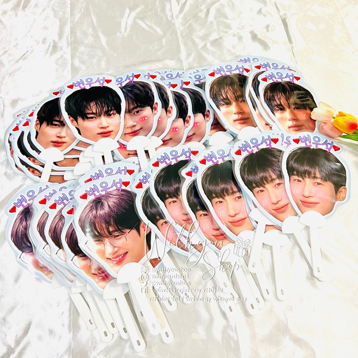 WithyouShop's tweet image. พัดสั่งทำลดราคา #รับทำพัด #พัดใส #พัดหัวโต ตย.ลูกค้าสั่งทำ🙏🏻
👉🏻ราคาโปร มินิ25฿ จัมโบ้45฿
👉🏻เป็นโฟโต้เคลือบ
👉🏻มีด้านเดียว
👉🏻ด้ามสีขาว
#ของปัจฉิม #ของขวัญรับปริญญา #ของขวัญวันปัจฉิม #พัดกลม #รับทำของแจก #รับทำgiveaway #Giveaway #รับปริญญา #ของแจกหน้าคอน #ของแจกแฟนคลับ