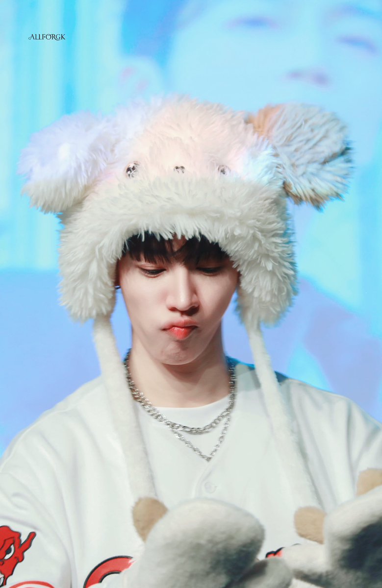allforgk0330's tweet photo. 250111 시그 대면 팬싸 
🩵🤍🐻
#하이라이트 #HIGHLIGHT
#비스트 #BEAST
#이기광 #기광 #LEEGIKWANG
#OBSEESED #옵세스드 https://t.co/zBqQqKQF1Z