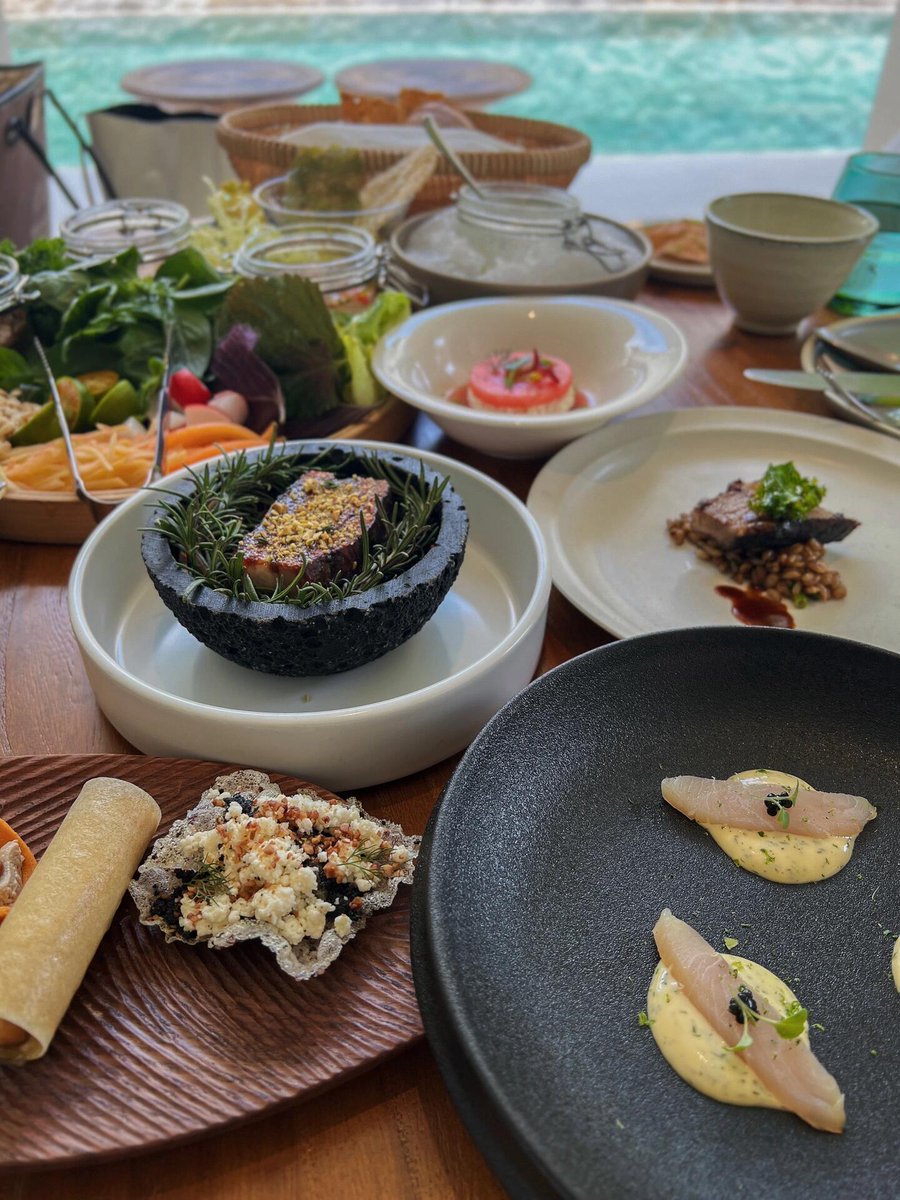 親友のおもてなしに感謝します!
料理は単に調理するだけではなくて、更に生活に対する熱愛です。それぞれの食材の魅力を感じることができます。完璧な料理になります。🥰