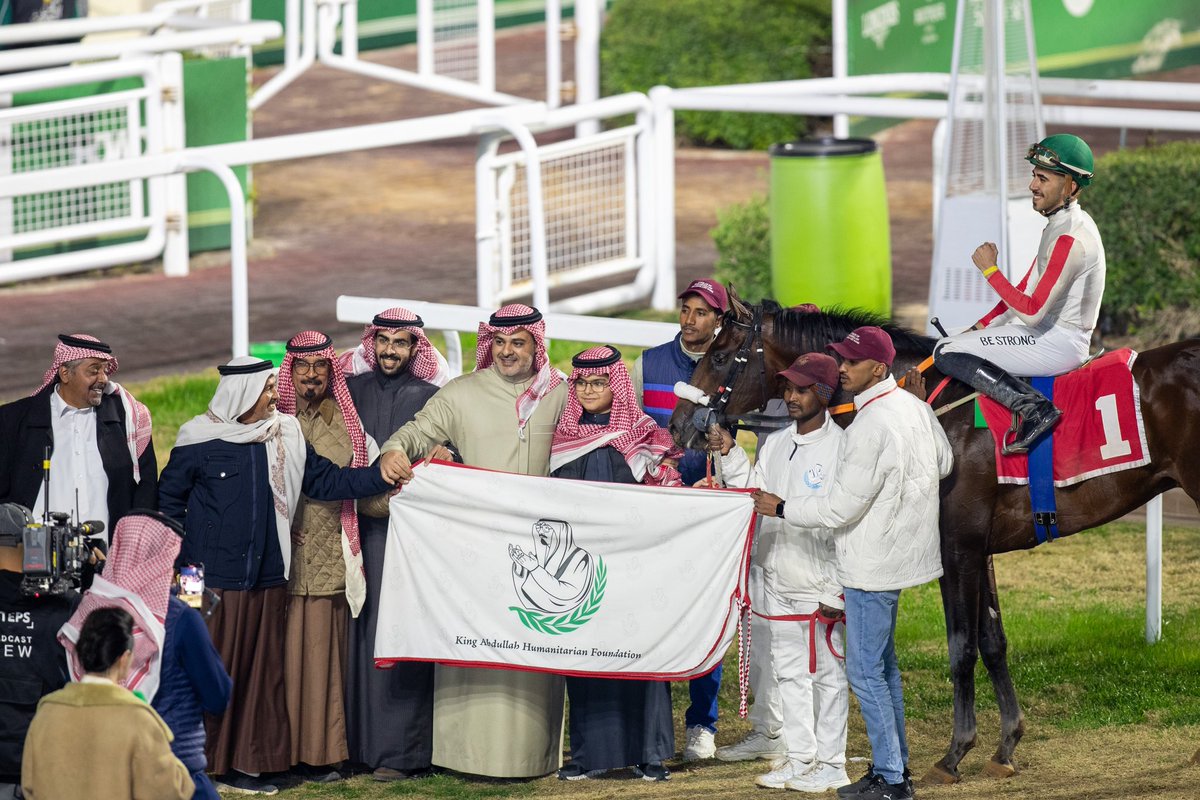 اللهم لك الحمد انتصارين🥇🥇 هذا الاسبوع🤍🩵
الحصان: فال خير ❤️🥇
الحصان: تاج الفهد🩵🥇
<a href="/FrusiyaClub/">نادي سباقات الخيل</a> <a href="/JCSA_Racing/">JCSA</a>