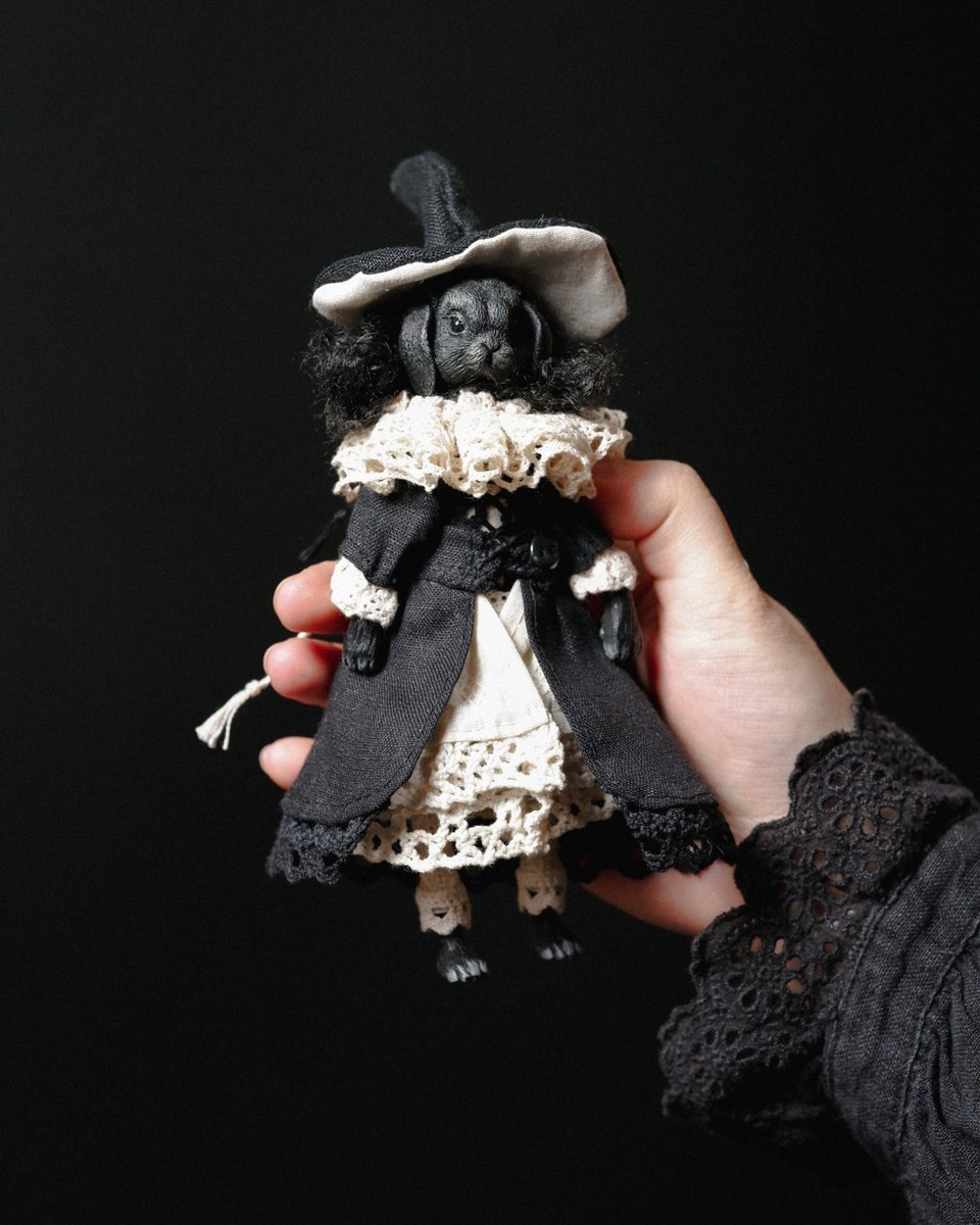 dailydollshop's tweet photo. Little bunny witch Artdoll https://t.co/ya8Z5DVR7C #dailydollshop #dailydoll #texstildoll #art #ooakdoll #realisticdolls #bjddoll #ooak #handmadedoll #homedecor #artdoll #eastergift #boudoirdoll #dollaccessories #valentinesgift #woodendoll #tilda #dolls #birthdaygift #handmade https://t.co/PrkoFB7TiW