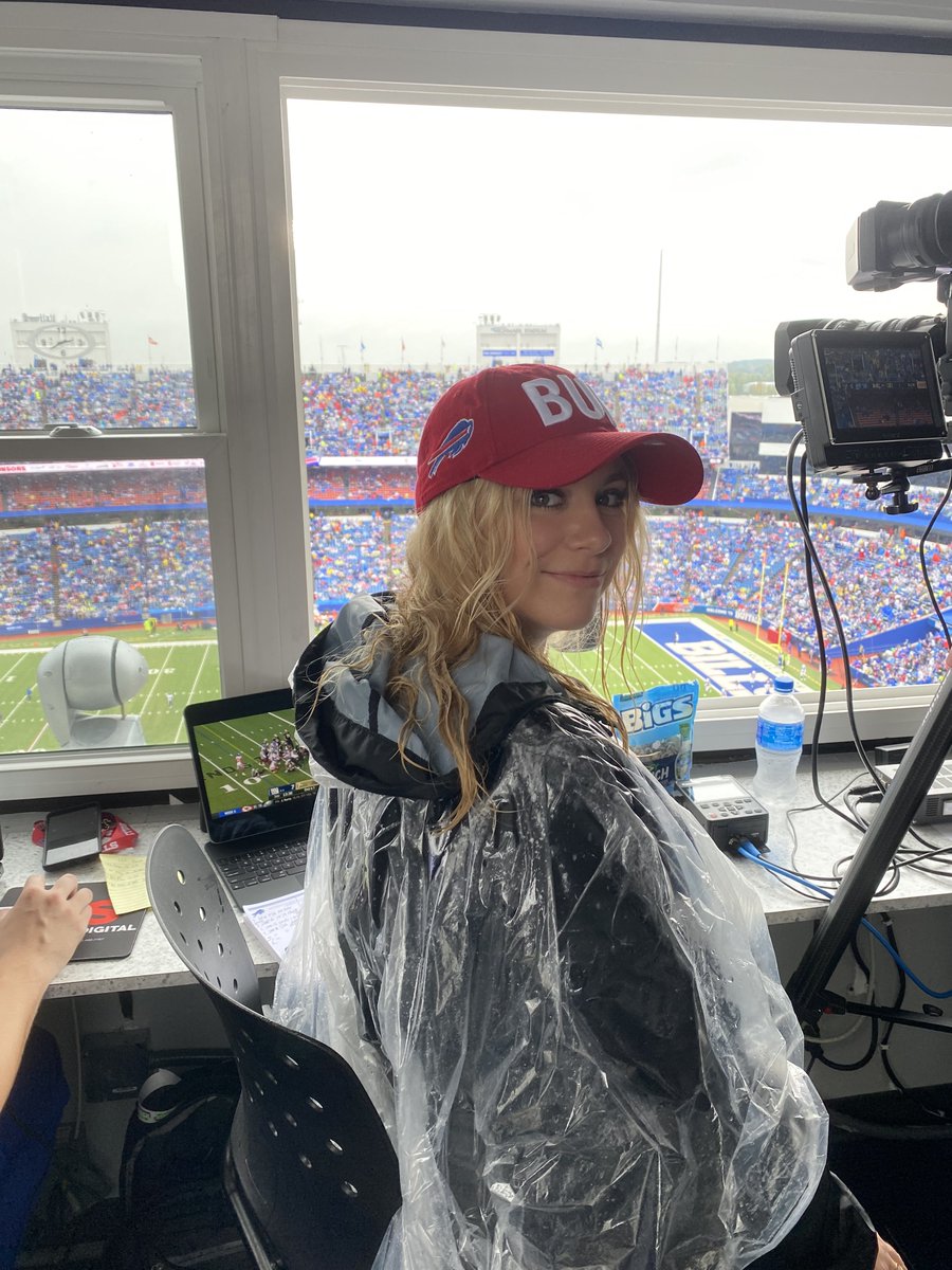 716babe's tweet photo. 💫💫💫 #retweet for #goodluck #BillsMafia #GoBills !!! #DefendOurDirt https://t.co/AVS1tnUWCp