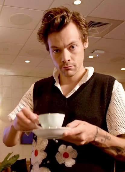 PopBase's tweet photo. Today is National Hot Tea Day. https://t.co/zjkFZJJlcQ