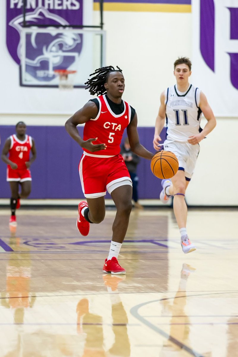 DrewEbanks's tweet photo. ON POINT ON LOCATION: CTA at the @ElitePrepLeague session 2!  @CanadaTopflight 
@Tisinthehouse 
Watch all games out this weekend on the @theCBGLive Network!

📸: @fazvisions 

https://t.co/OxvDMlbwFK https://t.co/zG0wAVmSUG