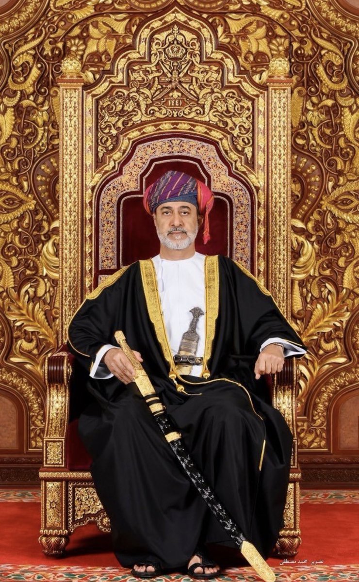 Hilal2020Said's tweet photo. ١١يناير  التاريخ السياسي العماني الذي أمتزج فيه الفكر السياسي  والصدق والثبات في الخطابات السامية والحكمةفي القول والفعل معا في صناعة القرار الرشيد من لدن جلالته الذي يعد في حد ذاته ظاهرة إنسانية وسياسية وكاريزمية صنعت المعجزات وفق المؤشرات في زمن قياسي     #هيثم_بن_طارق https://t.co/NZjG9WzOjl