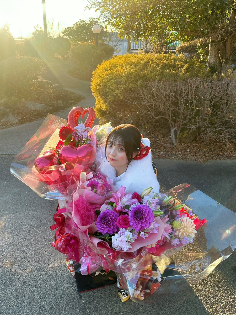 11/11発売 菊地姫奈カレンダーブック2025 (@hinaphotobook) / Posts / X