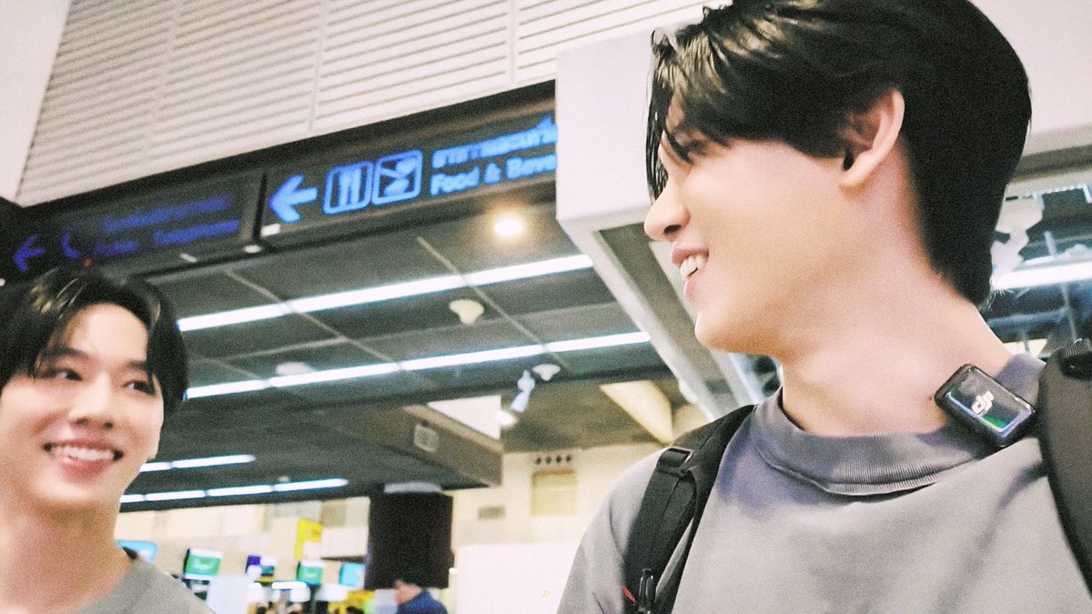 dimplecollector's tweet photo. TRAVEL TOGETHER🛫

#เมมเต็มSS2 https://t.co/Nv6S5gGRd5
