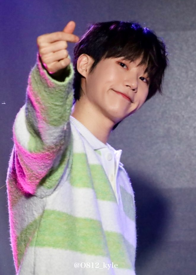 O812__kyle's tweet photo. 250112 FCLIVE

세계에서 가장 귀여운 멜론빵🍈🍞💚

 #ASC2NT  #어센트 #카일 https://t.co/YDtmmxD1JI