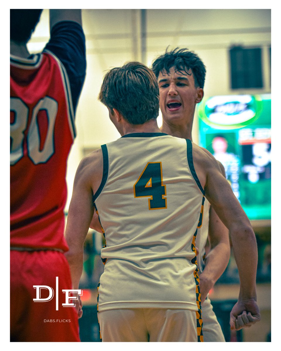 dabsflicks's tweet photo. St. Edward Varsity Basketball vs. Fairview | 📸 🦅 | #wearesteds #edsup #basketball #eagles #art #photograpy @SEHS_BASKETBALL @sehsathletics https://t.co/EtgIj14F3V