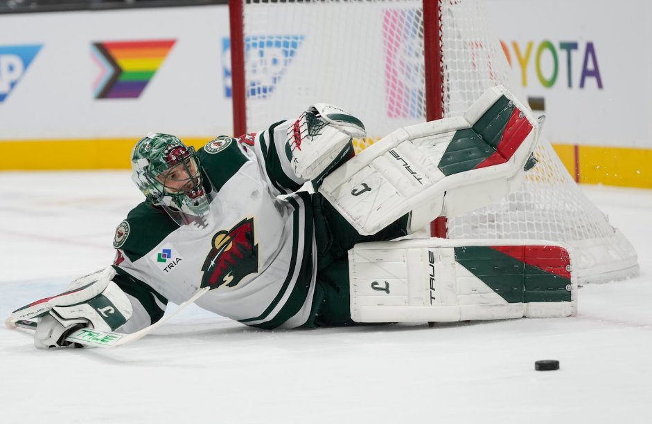 LetsGoSharks's tweet photo. Fleury bids SJ adieu with 3-1 win ----
Netminder makes 36 saves to fend off Sharks
Story: https://t.co/Un66z2Tkgg #mnwild vs #TheFutureIsTeal #MINvsSJS #LetsGoSharks https://t.co/wLkZQw4Ywd