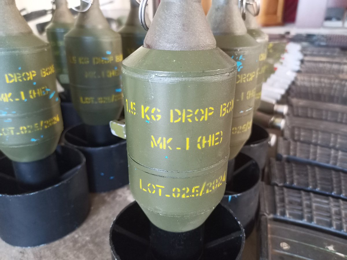 Azad_161's tweet photo. @JohnSevenTwo We seized these 1.5kg recently too. https://t.co/V5DDApjKtR
