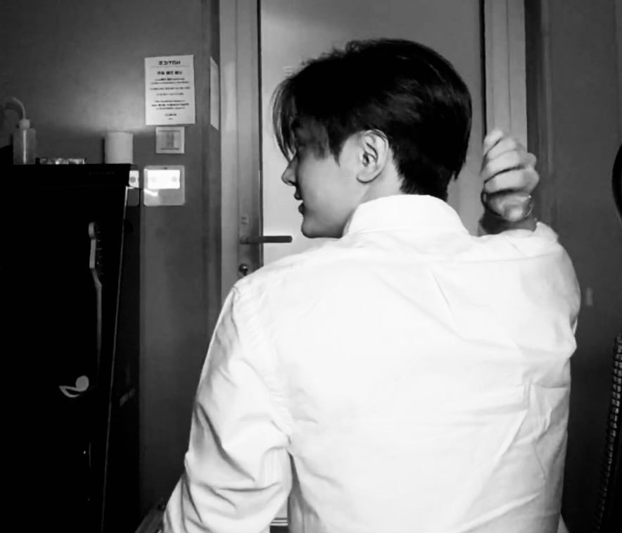 keylaamatcha's tweet photo. aduhhhhh,kakaa hee kayaknyaa aku memang harus oleng dl kee park jongseong ya🙏🏻🙏🏻🙏🏻🙏🏻,mana tahan cok cowo se wow ini dianggurin.... https://t.co/zAUojp1qjL