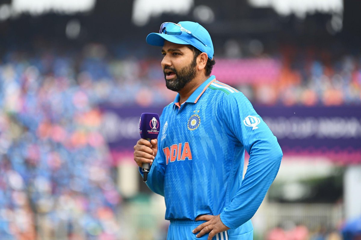 mufaddal_vohra's tweet photo. 🚨 UPDATES FROM BCCI MEETING. 🚨

- Rohit will remain captain at least till the CT.
- Bumrah's name discussed as the next captain.
- Virat will be given time, talks might happen seeing his performance in the CT.
- All seniors need to play Domestics. (Abhishek Tripathi). https://t.co/cifzF8DCDV