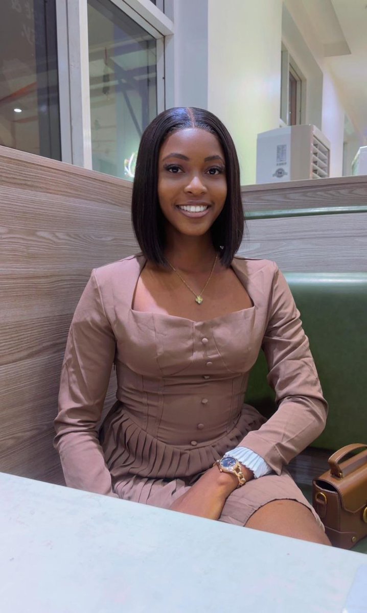 ChidubemPraises's tweet photo. Happy birthday úgbé eze, my beaurii,
My Queen
Ada mepkere uzo m' soro ya n'azu,
My joke and gist mate,
Love you golden heart https://t.co/C5V1qOtZux