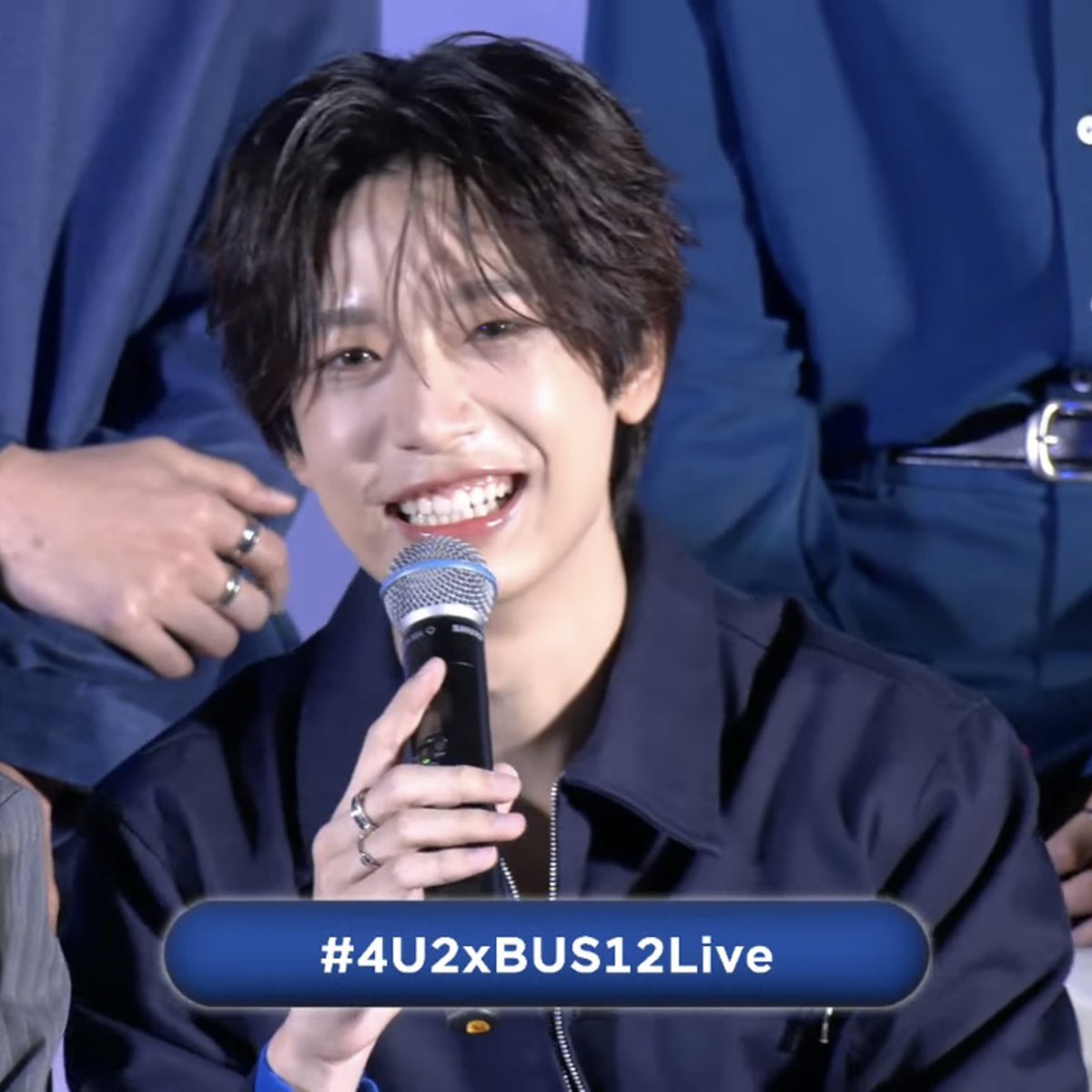 hongythn's tweet image. วันนี้แก้มกลมมากก ใส่คอนแทคเลนส์ตาเป็นประกาย ยิ้มทีเห็นฟันครบ 32 ซี่ ลิปก็สวยฉ่ำเพราะทา 4U2 สีเบอร์ 17 Show me 

#NEXnattakit 
 #4U2xBUS12Live