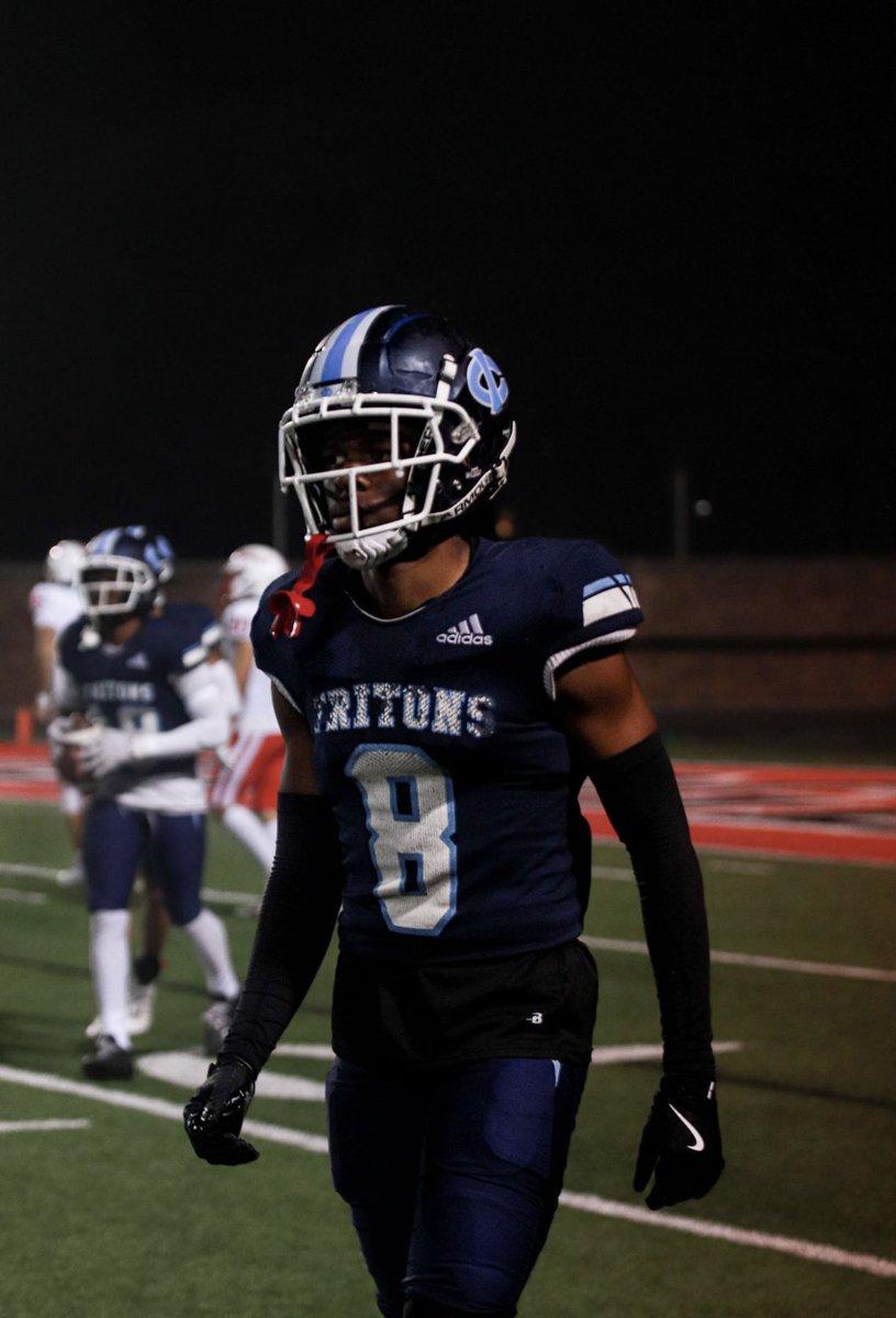 Twanwilson04's tweet image. Coaches, I will be attending Iowa central community college for this spring semester to graduate all coaches tap in!!! 
#Maygrad🎓 
hudl.com/v/2QTxzf