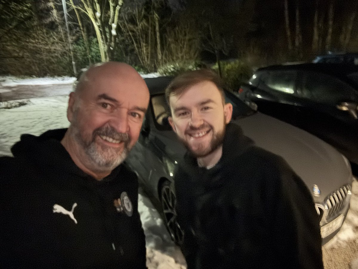 DaveBatt2's tweet photo. Palace bound 💙 https://t.co/N5iavNQT68