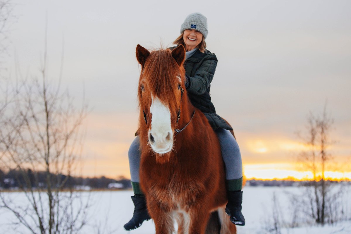 Pieni muutos, iso ero.

Päätin kokeilla lisätä arkeen vähän enemmän luonnollista ravintoa. Yllätyin, miten paljon se muutti!

Energiaa riittää rutkasti enemmän. Tämä pieni muutos teki ison eron.
Joskus kannattaa kokeilla, niin voi yllättyä iloisesti!

📷 katjah.photos