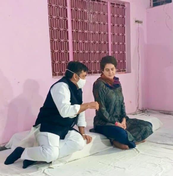 RajeshLilothia's tweet photo. हर शोषित, वंचित, पीड़ित की बुलंद आवाज, नारीशक्ति के साहस की प्रतीक कांग्रेस महासचिव एवं सांसद श्रीमती प्रियंका गांधी जी को जन्मदिवस की हार्दिक बधाई एवं शुभकामनाएं
हम उनके दीर्घायु, यशस्वी एवं आरोग्य जीवन की कामना करते हैं।
#congreesparty https://t.co/HFpCpaWLlN