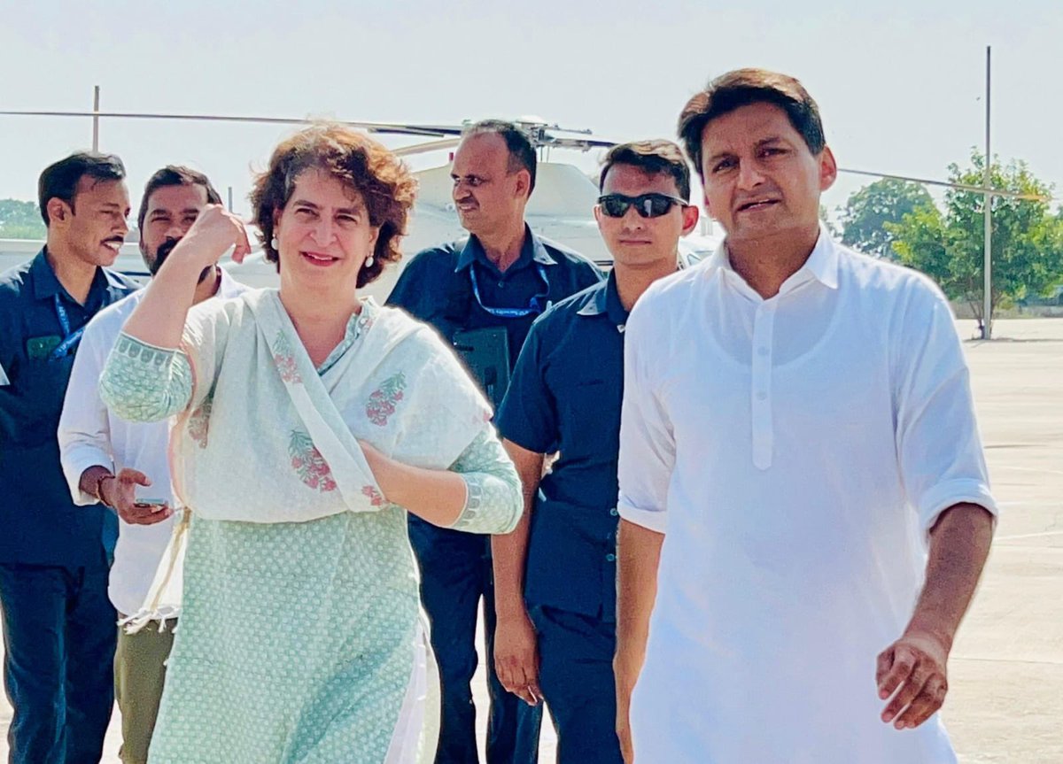ओजस्वी वक्ता, संघर्षशील व जुझारू नेता, <a href="/INCIndia/">Congress</a> की राष्ट्रीय महासचिव सांसद बहन <a href="/priyankagandhi/">Priyanka Gandhi Vadra</a> जी को जन्मदिन के अवसर पर ढेरों बधाई एवं शुभकामनाएं!

आप स्वस्थ, प्रसन्न और दीर्घायु रहें, ऐसी हमारी मंगलकामनाएँ हैं।