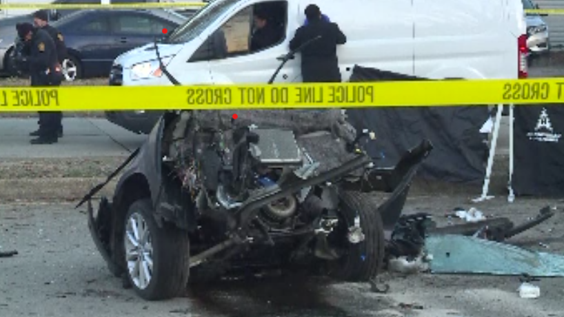 #BREAKING: Norfolk police are investigating a deadly crash on E. Little Creek Road.

We're told it happened around 3 this morning near Interstate 64.

Police said one person died and two others were seriously hurt.

The cause of the crash is under investigation.

<a href="/WAVY_News/">WAVY TV 10</a>