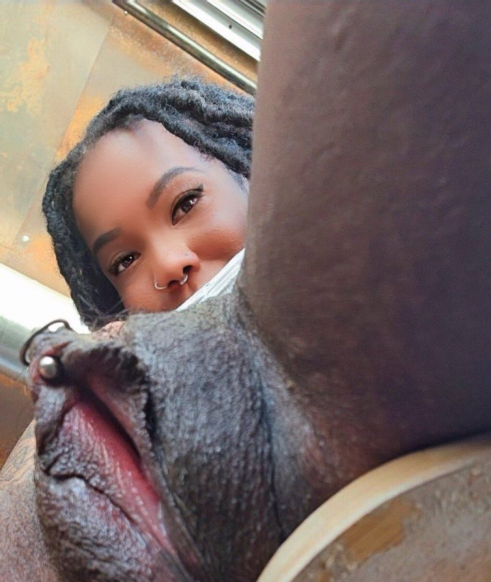 GabbyRyan83's tweet photo. Would u fuck my 54 year old pussy???? https://t.co/eh4jD5xWS2