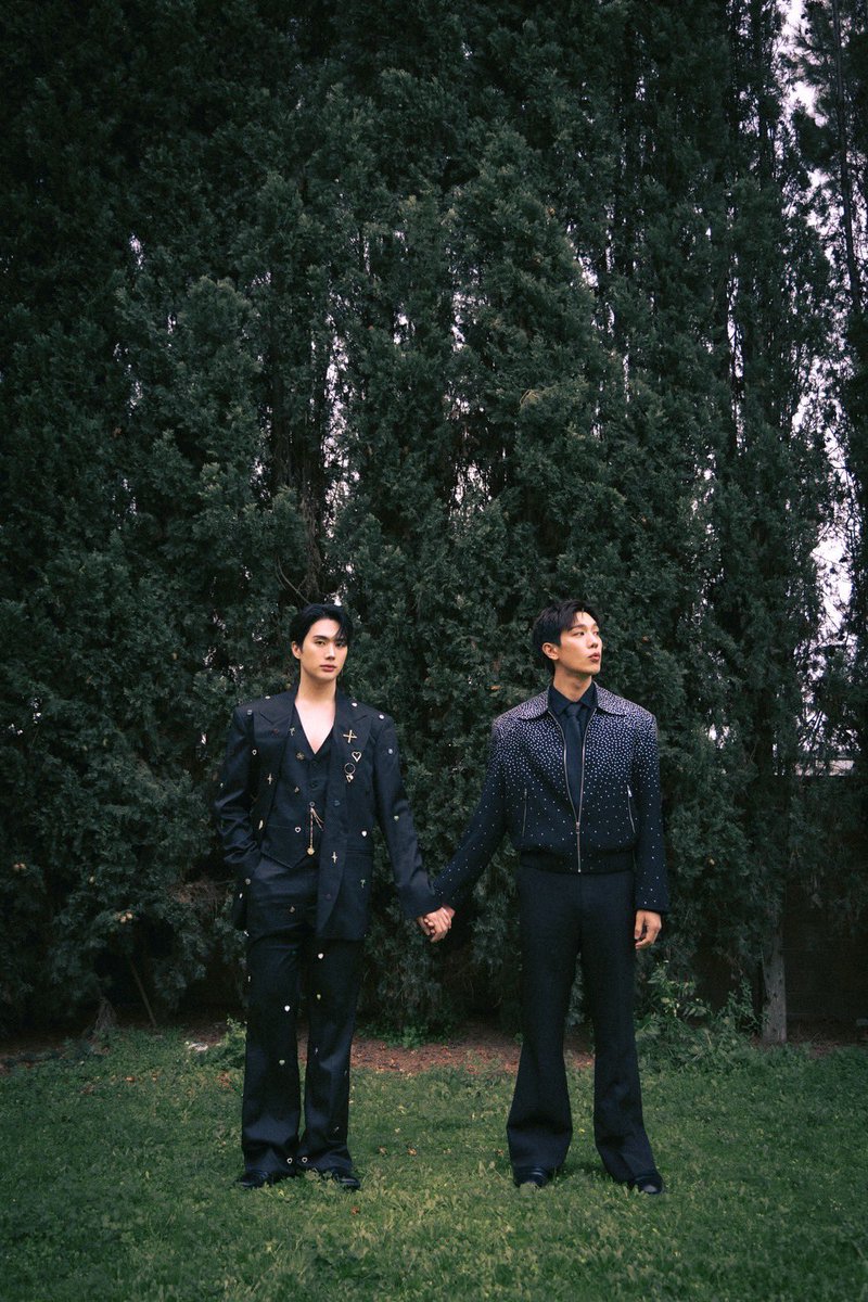 GMMTV's tweet photo. Divertiamoci tutti insieme! 

มาสนุกไปพร้อมกันนะแฟนๆ ทุกคน 💜🩶

#GreatInn1stFMinRome
#GMMTV https://t.co/XGGqxCsgvc