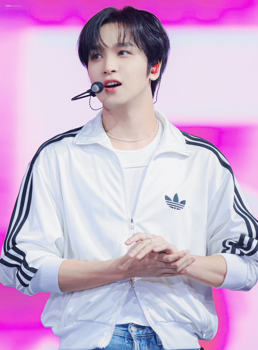 AdamareNct's tweet photo. 250112 SMT

#HAECHAN #해찬 #ヘチャン https://t.co/xgyshghmjC