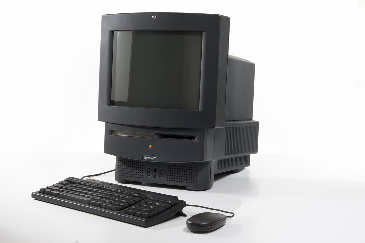 Macintosh TV, 1993 The first experiment in multimedia computer