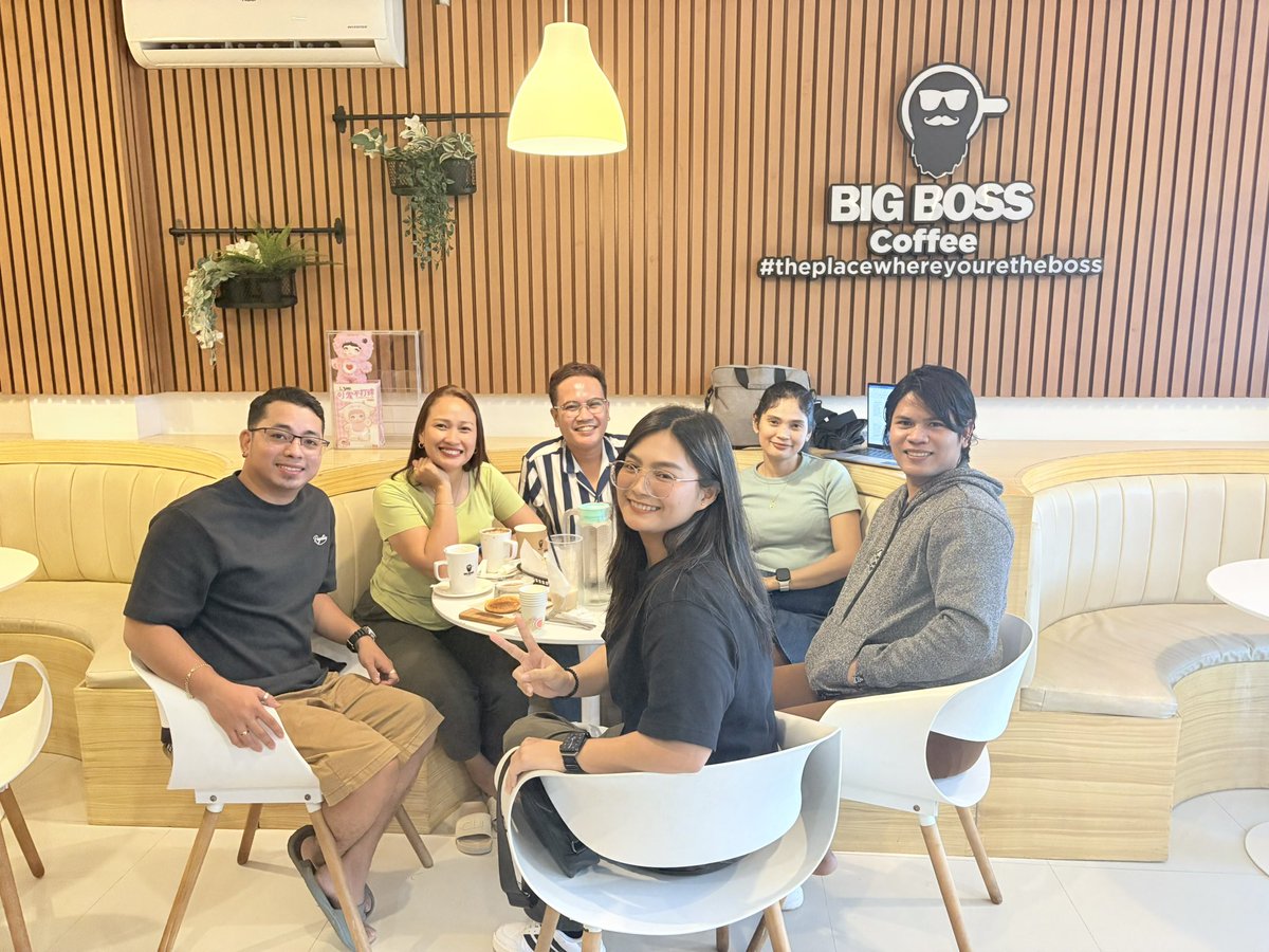 edukqt's tweet photo. Research Team! Thank you so much guys 🥰❤️ https://t.co/DwnpruPwv1