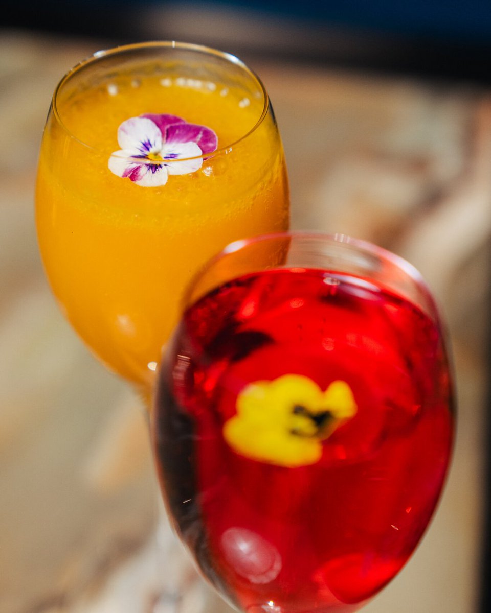 manthanmayfair's tweet photo. Kick back, relax, and indulge in an unforgettable dining experience with us. Whether it’s our signature dishes, handcrafted cocktails, or the warm ambiance, your weekend just got better.

Opening hours: 12:30pm - 10pm (Mon - Sun)

#manthan #mayfair https://t.co/CAQR6rj2a4