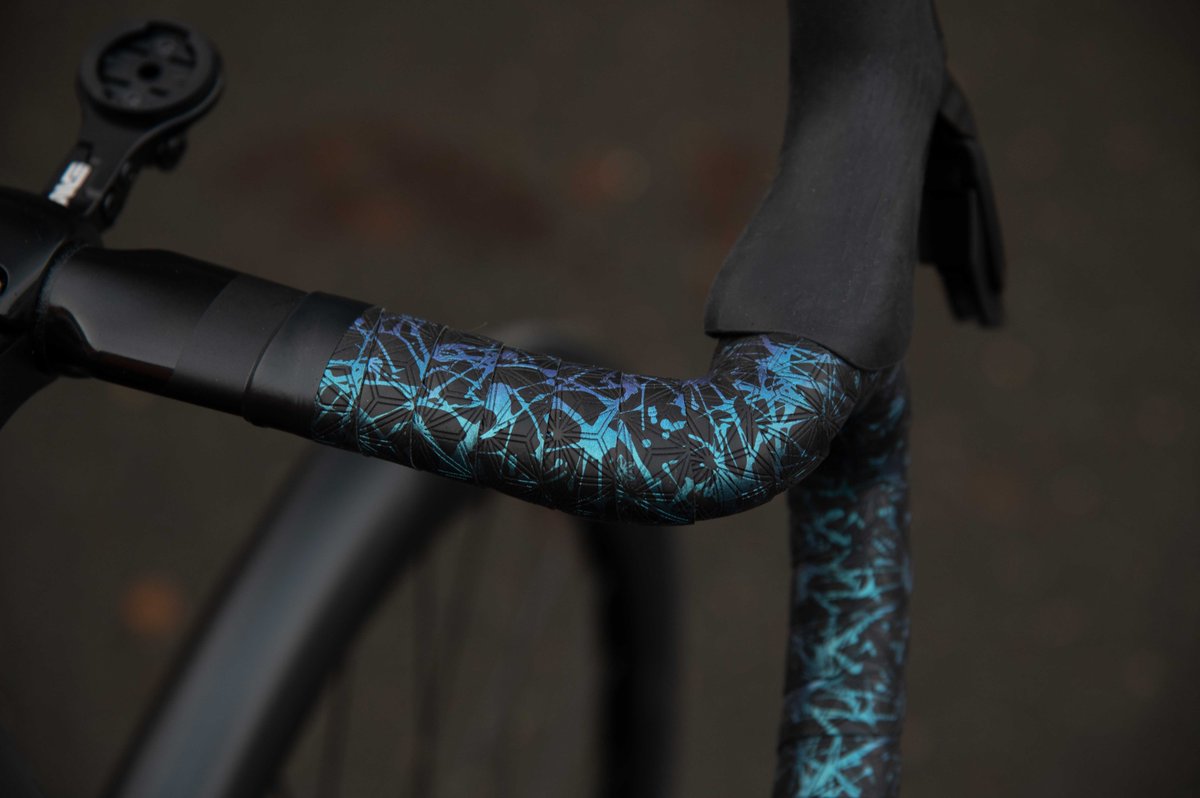 JLaverackTi's tweet photo. The R J.ACK Disc; 

Built to perform.
Designed to inspire.
Ready for your next adventure.

View the full gallery: https://t.co/ggb38ppp0T

#JLaverack #RJACK #ENVEinRoute #BespokeBike #WinterBike https://t.co/lw62EExPg9