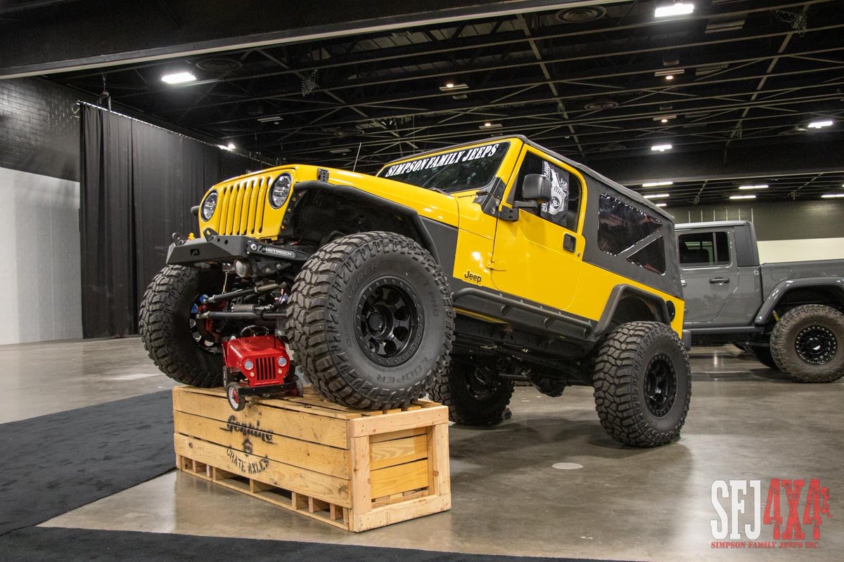 dannyknecht's tweet photo. Still one of my favorite pics of Eugene! His debut after the axle swap and all new suspension #jeeplife #jeeplj #jeepsoftwitter #jeepsofX https://t.co/8u8C3e02yX
