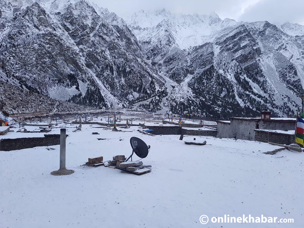 Online_khabar's tweet photo. हुम्लामा हिमपात, नेपालगञ्ज र सुर्खेतको उडान रोकियो

#Humla #Himpat https://t.co/CiSsun5JIu