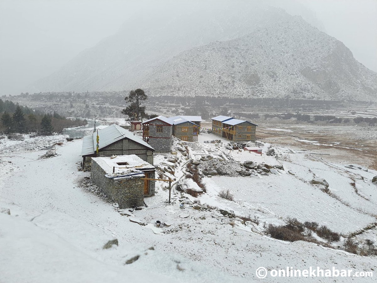 Online_khabar's tweet photo. हुम्लामा हिमपात, नेपालगञ्ज र सुर्खेतको उडान रोकियो

#Humla #Himpat https://t.co/CiSsun5JIu