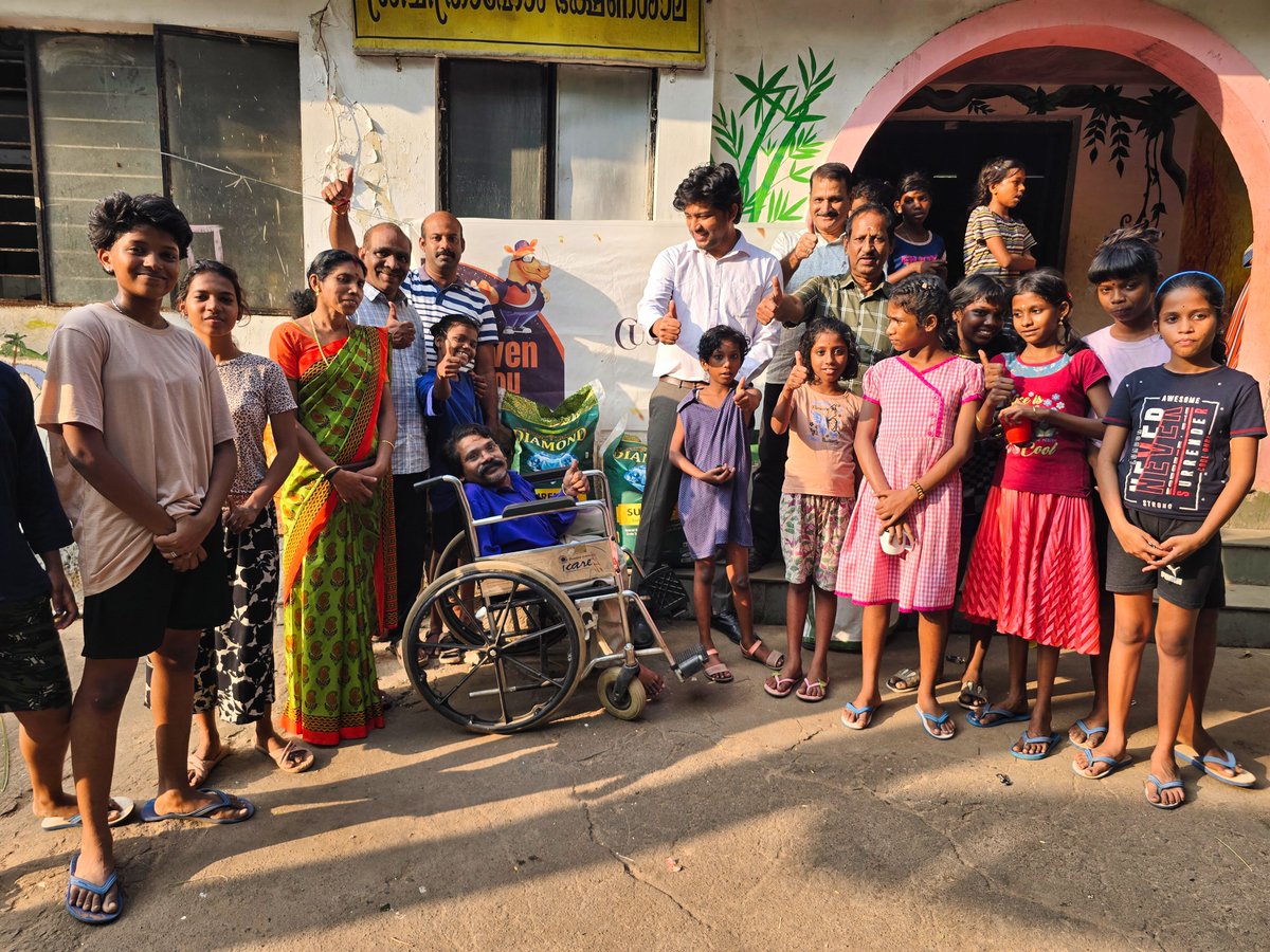 man_oj_sq's tweet photo. On #IndianOilCustomerDay, Trivandrum LPG Sales Area brought smiles to 150+ children at Sri Chitra Home by donating rice bags &amp; distributing sweets. Proud to give back to the community! #IndianOil #LPG https://t.co/K2Z1HAscvL