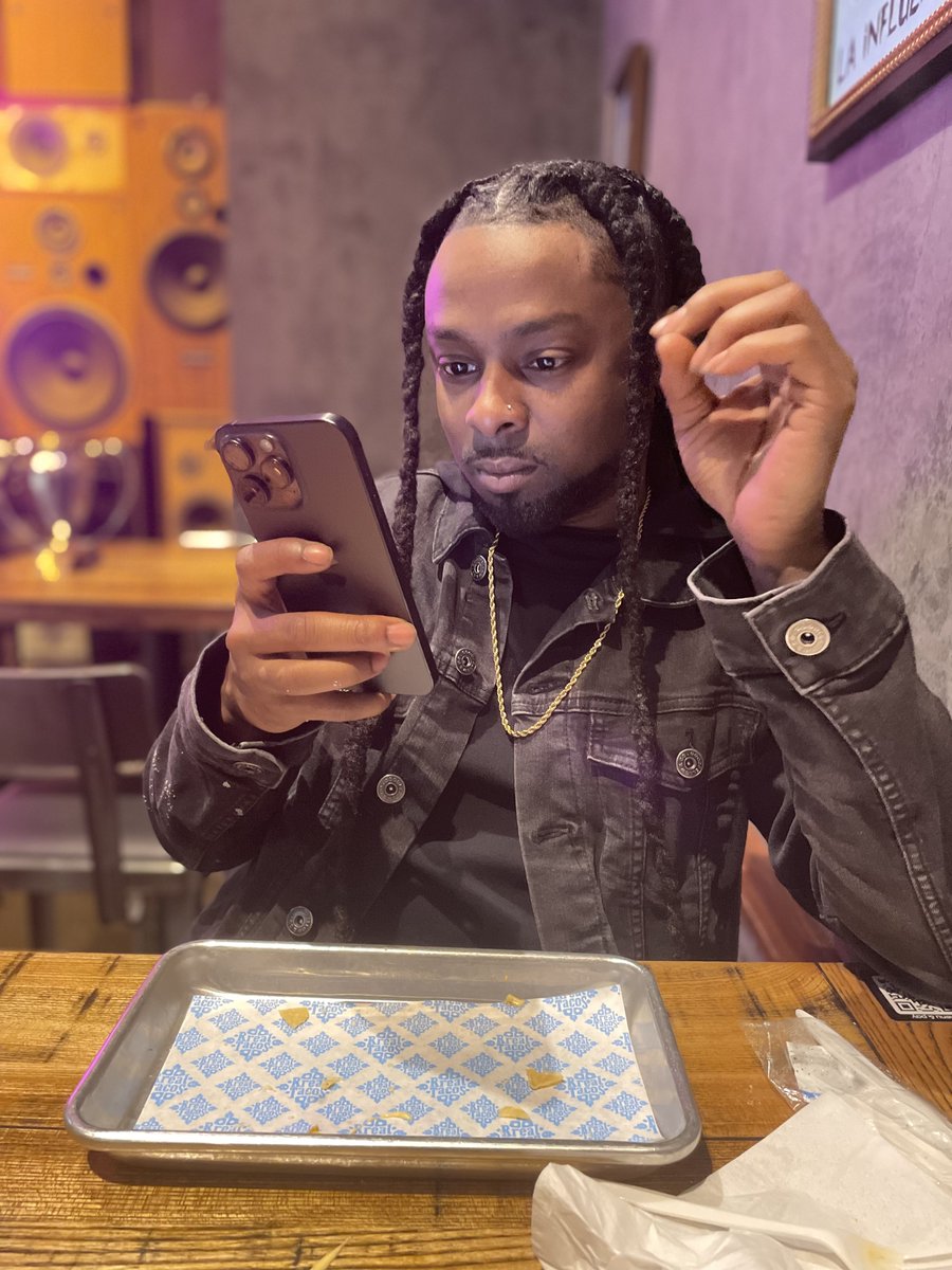 MrOhSoPlaya's tweet photo. ♑️ Birthday Vibes https://t.co/IaOIZw7A75