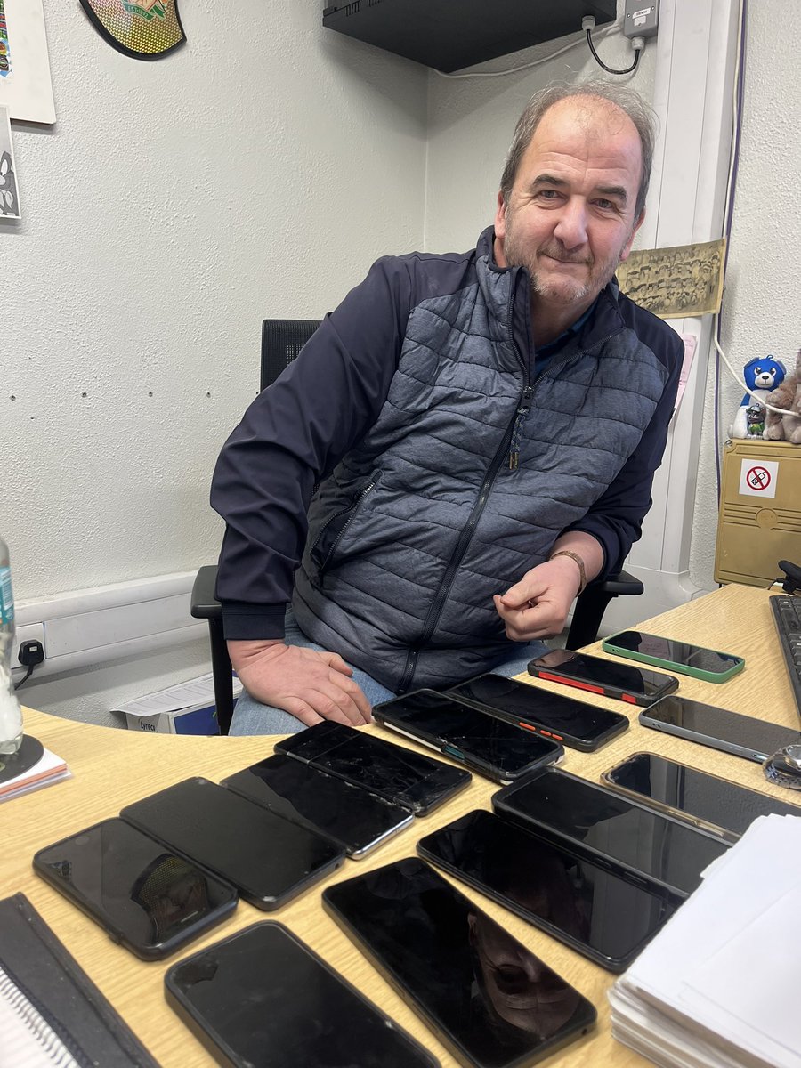 damienwlr's tweet photo. Ever lose anything or leave something behind on a bus, train, bar, match, library etc? Jim Kealy of Bus Eireann in Waterford has 26 phones and many other items he wants to reunite with owners : including a bike! More on #wlr #deisetoday on Monday… https://t.co/Sq9JyKAqz5