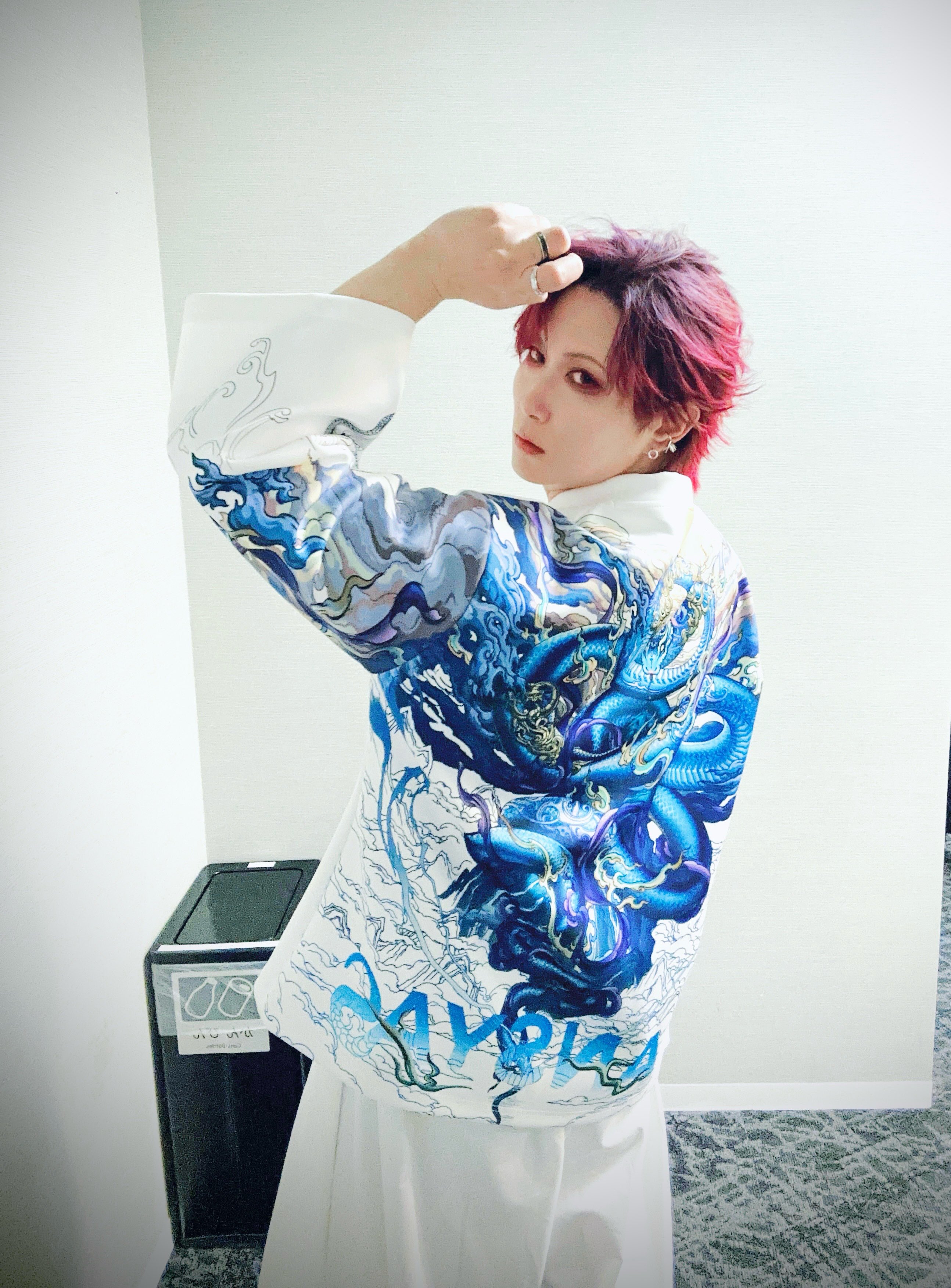 井上和　13th Anniversary 13周年記念　座りヨリ　座りヒキ 乃木坂46 井上和 生写真 13th Anniversary 座りヒキ - メルカリ