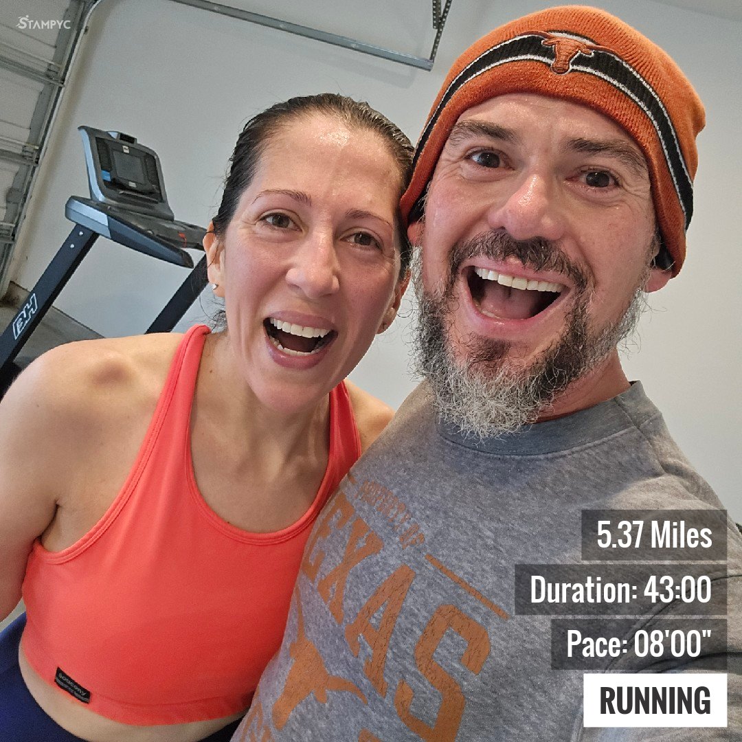 ErnieRuns's tweet photo. πΆGrab your partner, dosey do...πΆ
πββοΈππ€
#HappyRuth #Ladybug #HardknoxCouple #runnercouple #loveandmarriage #run #runner #running #runningmotivation #workout #workoutmotivation #motivation #mindbodysoul #weekend #weekendvibes https://t.co/OioqTjsYv1
