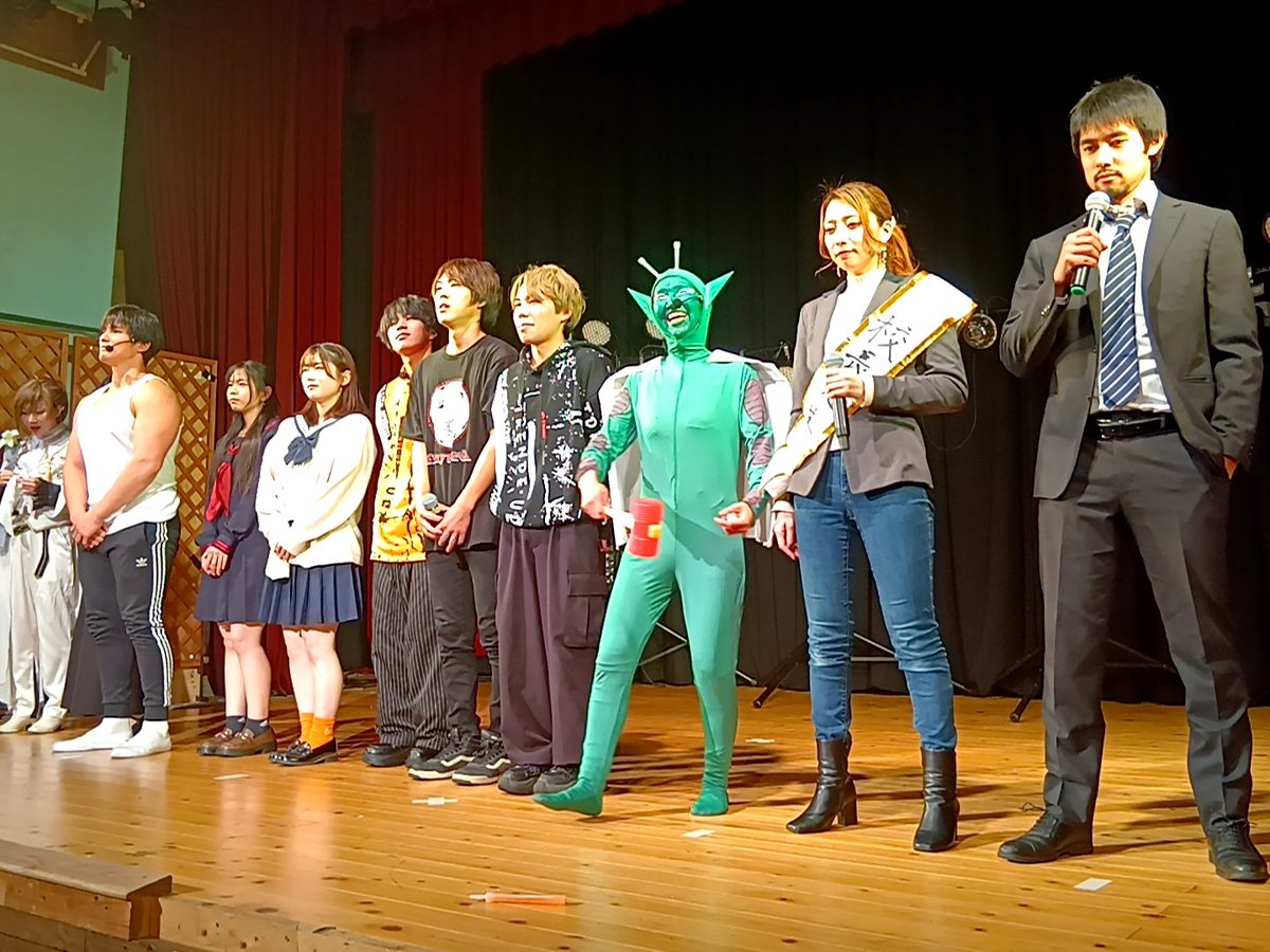 ma_kun39's tweet photo. 別府ブルーバード会館での、N-F Music所属メンバーほぼフル出演、#HAMAO さん卒業ライブの観覧を終え、24時間最大300円の駐車場を9時間35分300円で出庫し、自宅まで安全運転で帰ります。。。 https://t.co/GSjwKdwdkX