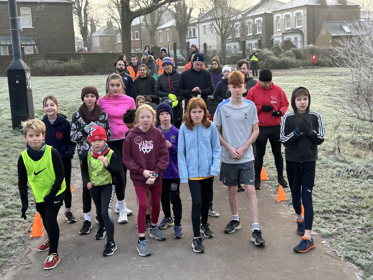 Enfield Town junior parkrun tweet media