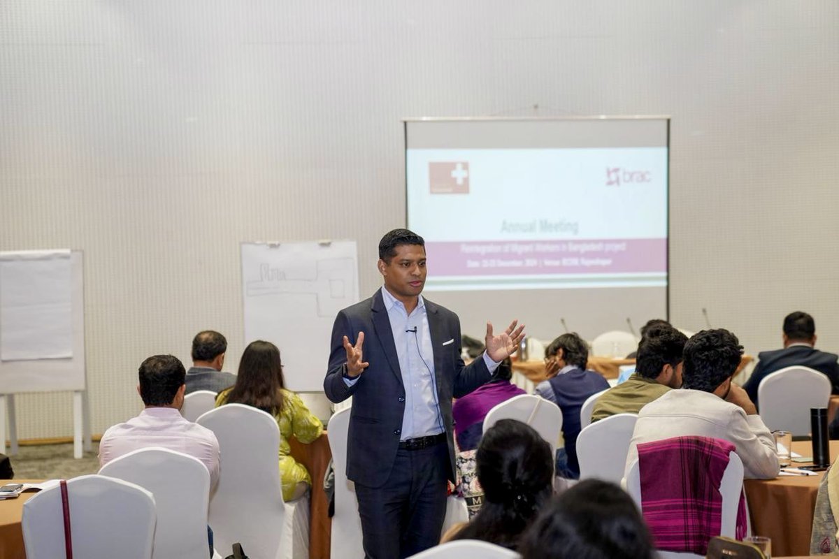 AhmedReza2's tweet photo. Had the absolute honor of engaging with 126 BRAC officials from 64 districts at BRAC CDM, Rajendrapur, on the art of storytelling around migration and human trafficking.

I had the privilege to share my real-life reporting experiences.

#Storytelling #Migration #HumanTrafficking https://t.co/NhnloLgvx3