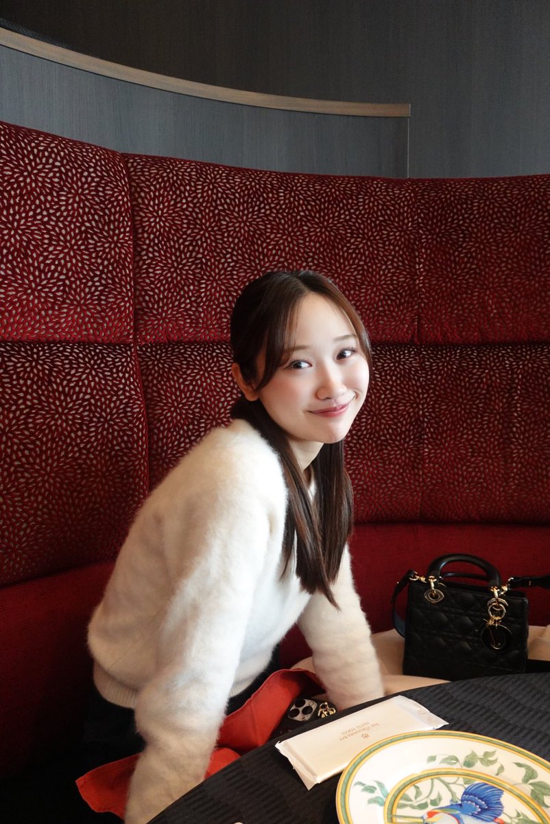 ___999__tt's tweet photo. 嫁と子供とランチ。子供の成長が本当に早くて、気づいたら歩き回ってるんだろうなぁ。 https://t.co/DvPGYWt5Ix